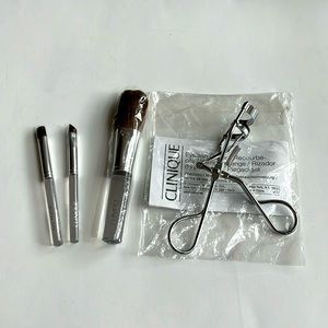 Clinique - NEW travel size brushes and eyelash curler